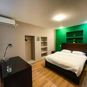  דירה Cool Flat With Hot Tub In The Old Town