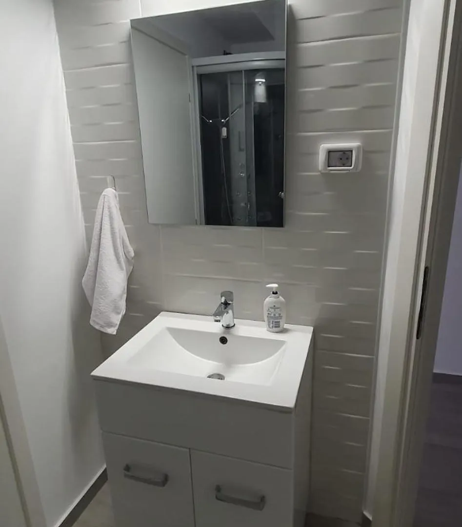 Modern Apartments - Luxury & Cozy - Mihai Bravu Bucarest